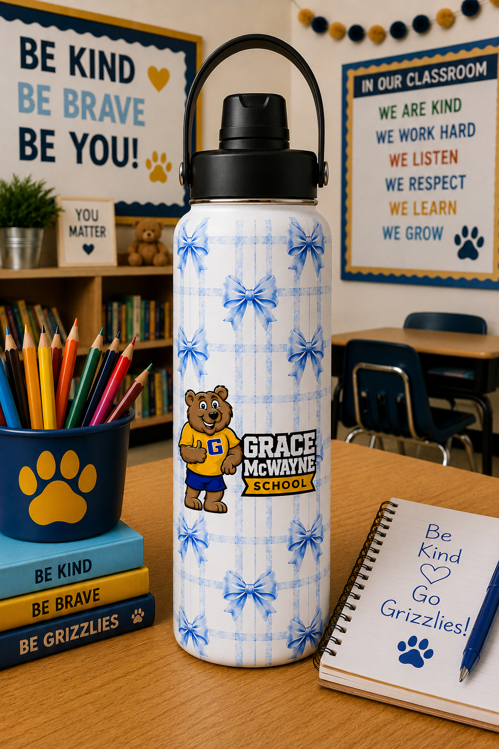 GM Personalized Grace McWayne Bow Plaid Water Bottle